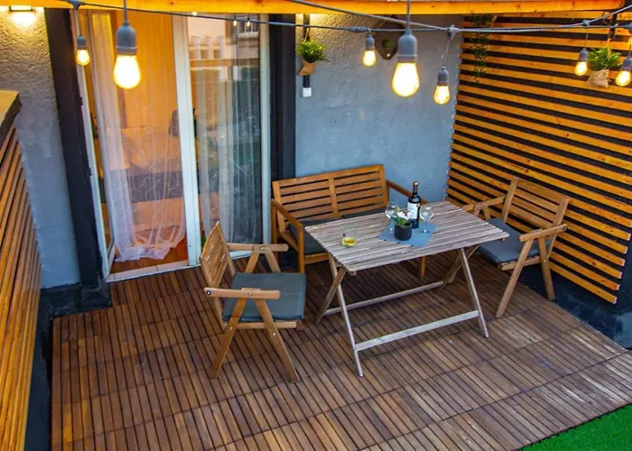 Apartment With Panoramic Terrace In City Center