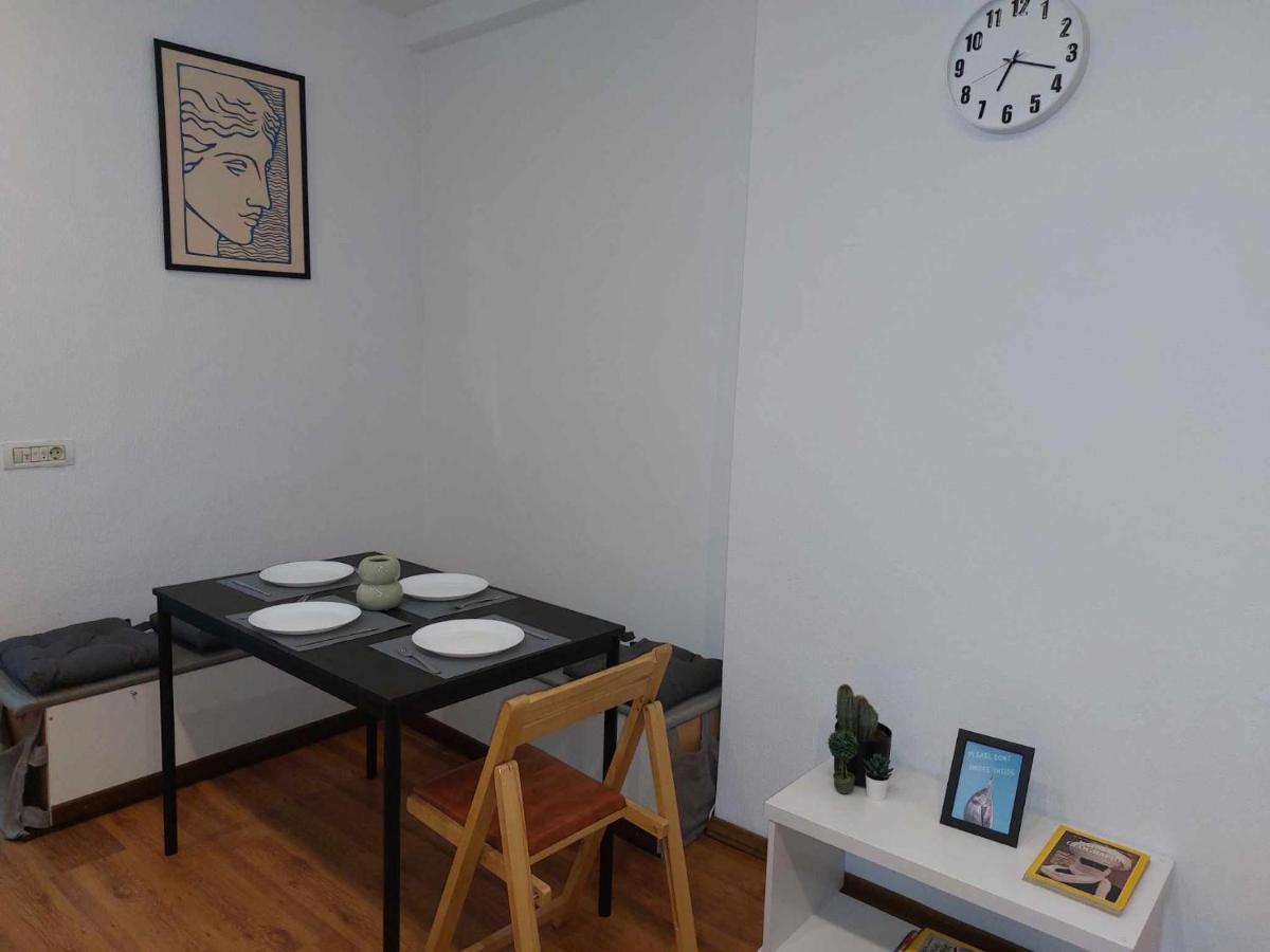 Appartement With Panoramic Terrace In Center